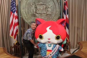 Governor Ige with Hawaii Tourism Japan kids ambassador Jimbanyan