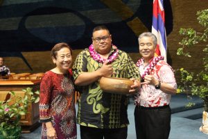 Top employee: Lowell Spencer from Honowai School with DOE superintendent Kathy Matayoshi and Gov. Ige.