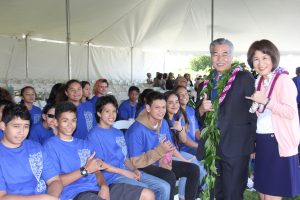 Waimea Middle students with the governor and first lady at the building dedication.