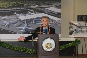 Governor David Ige speaking to the audience during the Mauka Concourse groundbreaking ceremony