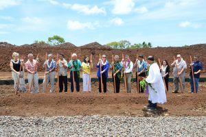 Gov. Ige, officials break ground for Keahumoa Place in Kapolei