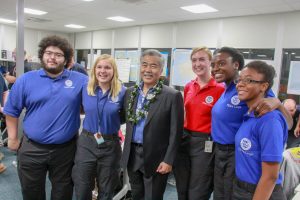Gov. Ige thanks FEMA workers for helping the state in its disaster recovery.