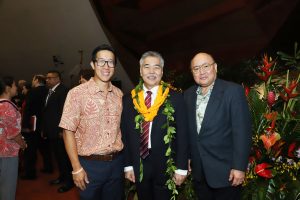 PARTNERSHIPS: Dr. Daniel Cheng and Queen's CEO Art Ushijima with the governor.