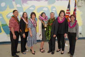 Ewa Makai Middle School teacher Miki Cacace with Governor and Mrs. Ige, and (from left) district superintendent Sean Tajima, principal Kim Sandes, Hawai’i Board of Education chair Catherine Payne and state superintendent Christina Kishimoto.