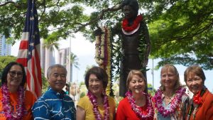First Lady Dawn Amano Ige (center), legislators and other women leaders joined the governor in celebrating the 50th anniversary of Title IX and paying tribute to its major author, Patsy Mink.